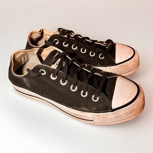 Converse Chuck Taylor All Star Low Black Canvas Womens 8 Sneakers